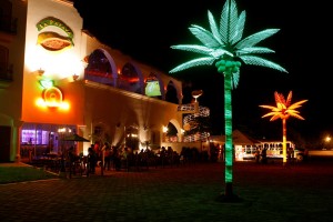 La Papaya night club in Huatulco