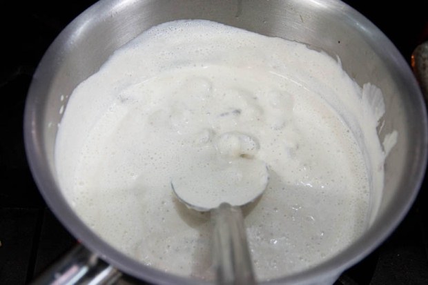 Nogada sauce - white cream walnut sauce