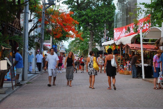 Playa del Carmen's famous 5th Avenue