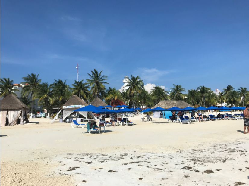 Isla Mujeres Beach