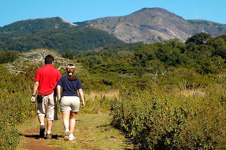 Couple walking during a nature tour in Guanacaste