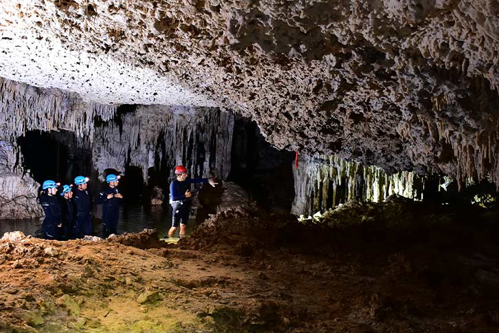 Rio Secreto cenote cave 