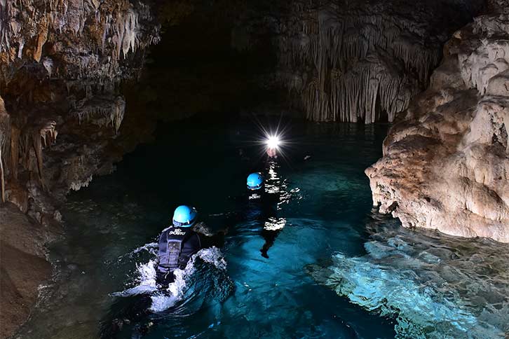 cenote swim in caves Rio Secreto