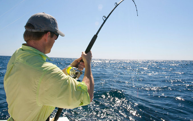 Guy fishing in Cancun