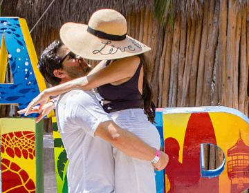 Couple in Isla Mujeres